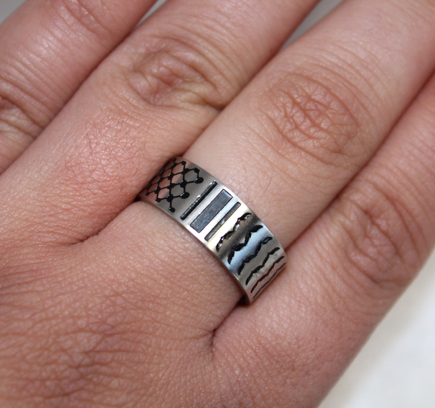 Keffiyah Ring - Gold or Silver